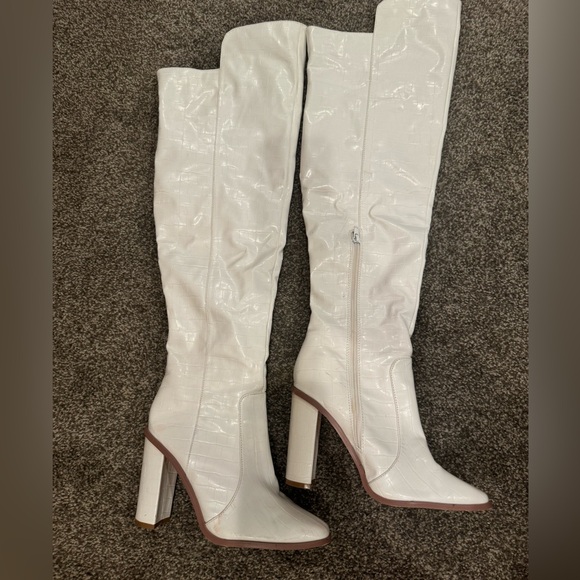 Lulus White Crocodile Over the Knee Boots - Picture 6 of 7